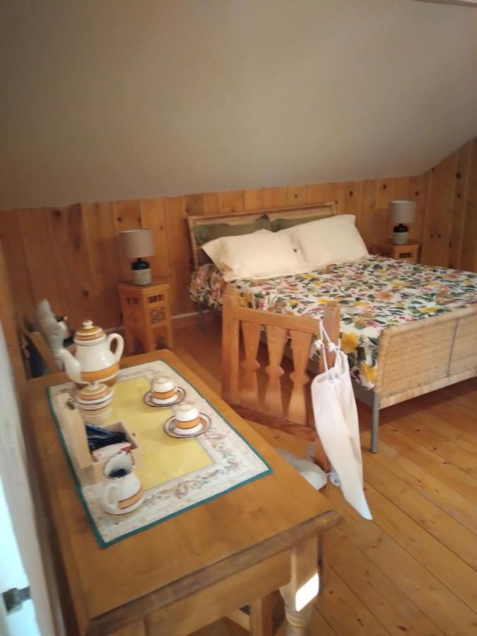 Les Dames De La Saugiat Panzió Le Fied Kültér fotó