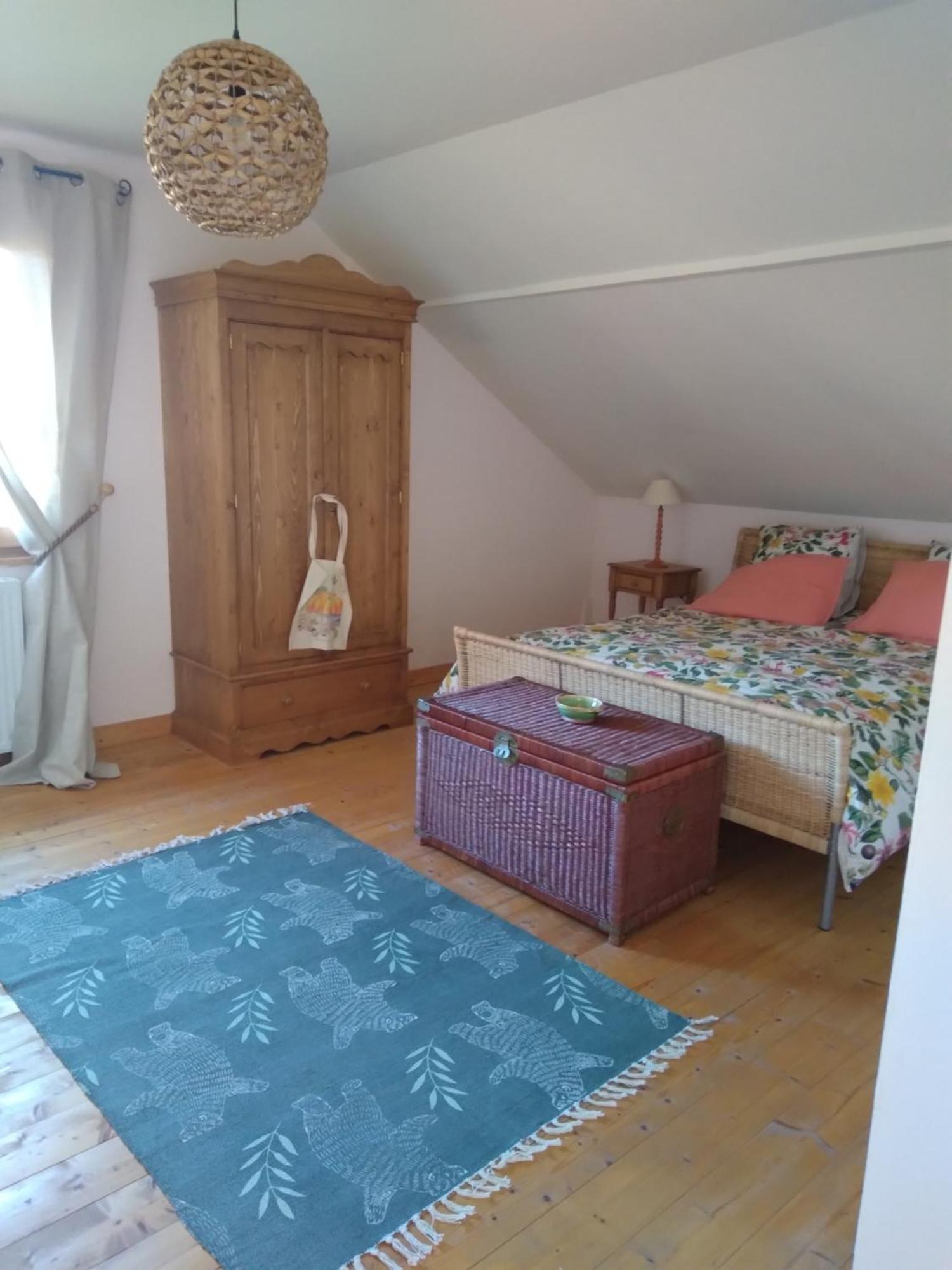 Les Dames De La Saugiat Panzió Le Fied Kültér fotó